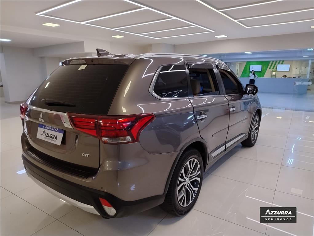 OUTLANDER 3.0 GT 4X4 V6 24V GASOLINA 4P AUTOMÁTICO