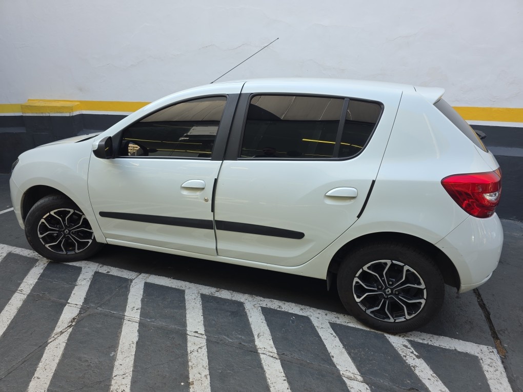 SANDERO 1.6 16V SCE FLEX ZEN MANUAL5