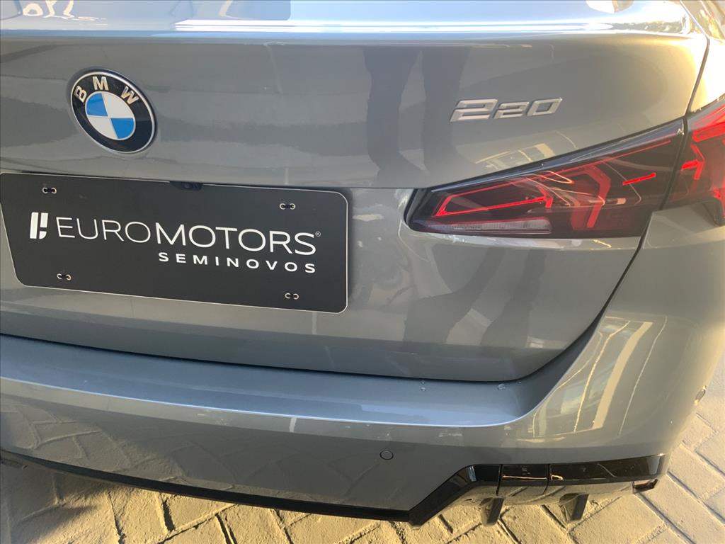 BMW-220i-2.0 16V TURBO GASOLINA GRAN COUPÉ M SPORT STEPTRONIC