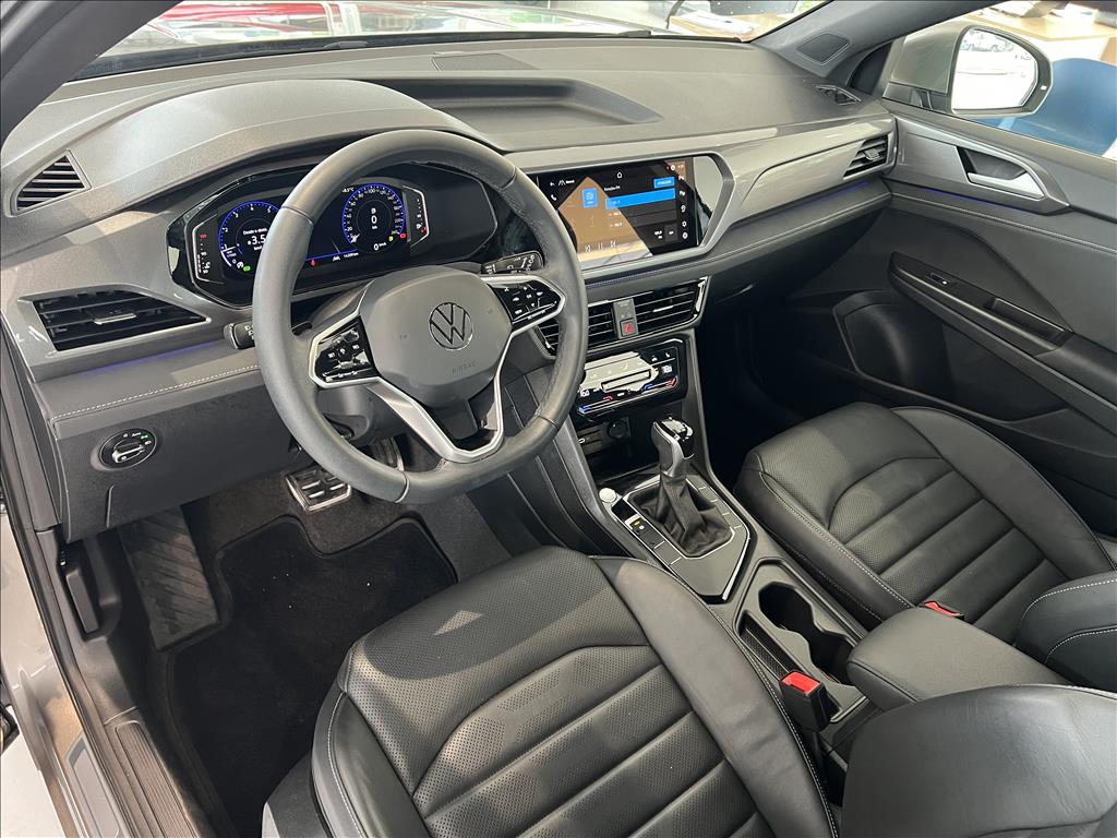 TAOS 1.4 250 TSI TOTAL FLEX HIGHLINE AUTOMÁTICO14