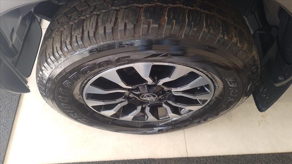 HILUX 2.8 D-4D TURBO DIESEL CD POWER PACK 4X4 MANUAL12