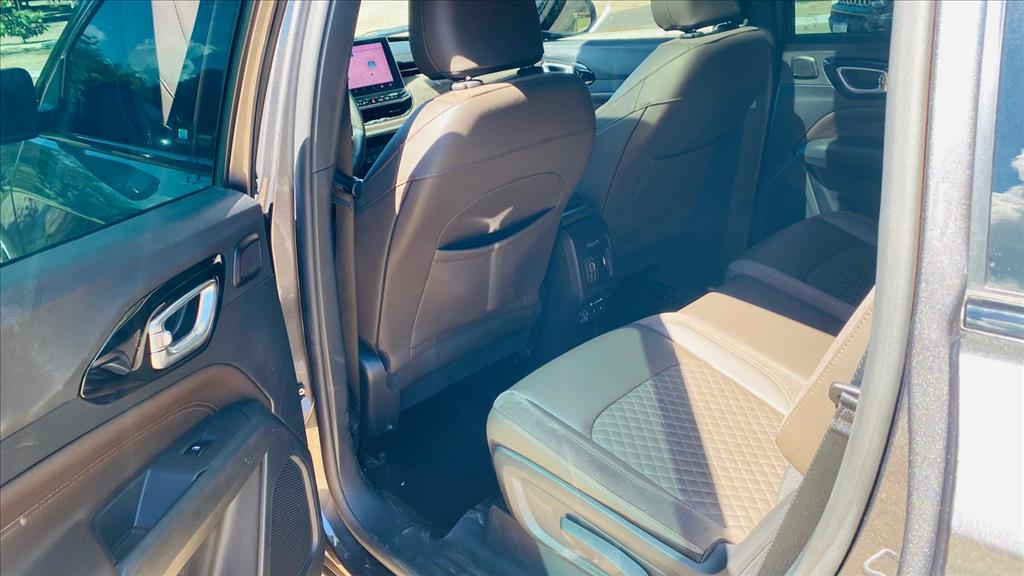 COMMANDER 2.0 HURRICANE 4 TURBO GASOLINA OVERLAND AT97