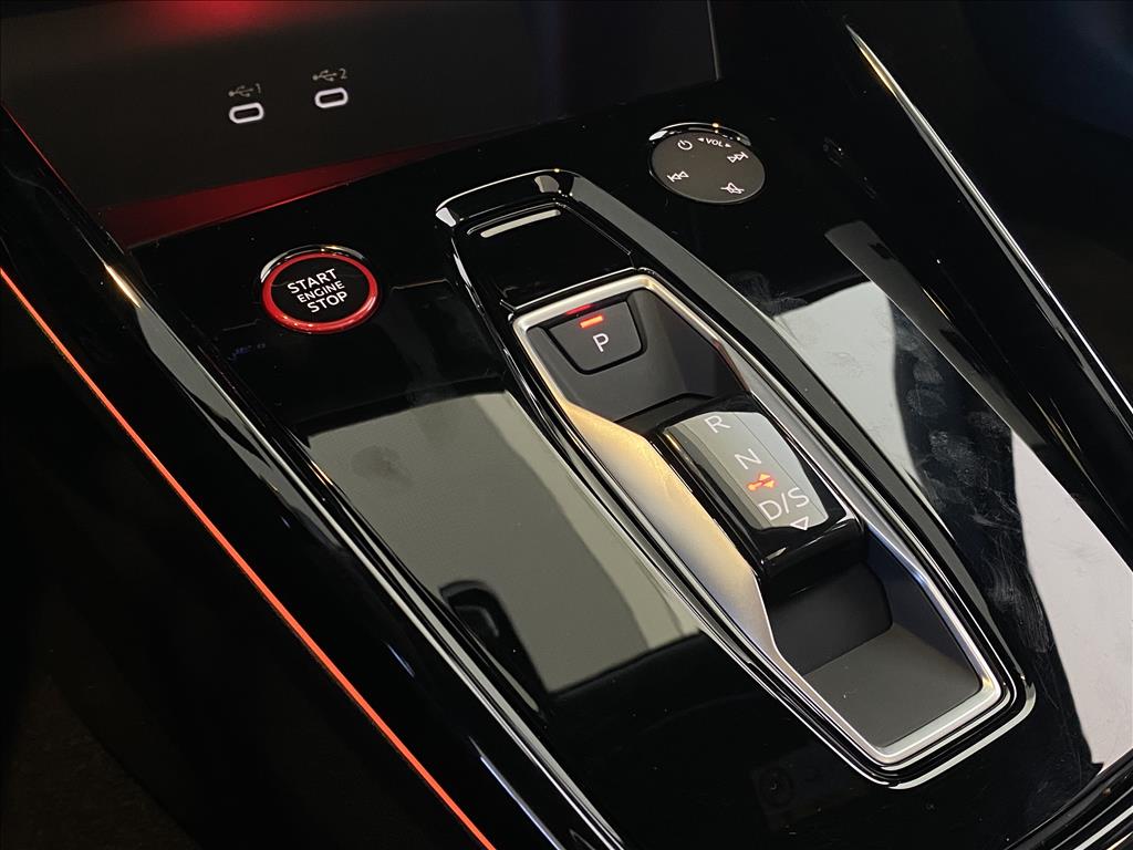 RS3 2.5 TFSI GASOLINA SEDAN QUATTRO S-TRONIC12