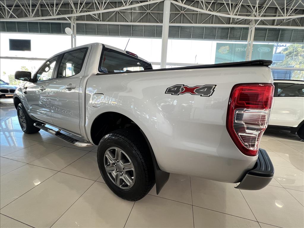 RANGER 2.2 XLS 4X4 CD 16V DIESEL 4P AUTOMÁTICO RANGER 2.2 XLS 4X4 CD 16V DIESEL 4P AUTOMÁTICO