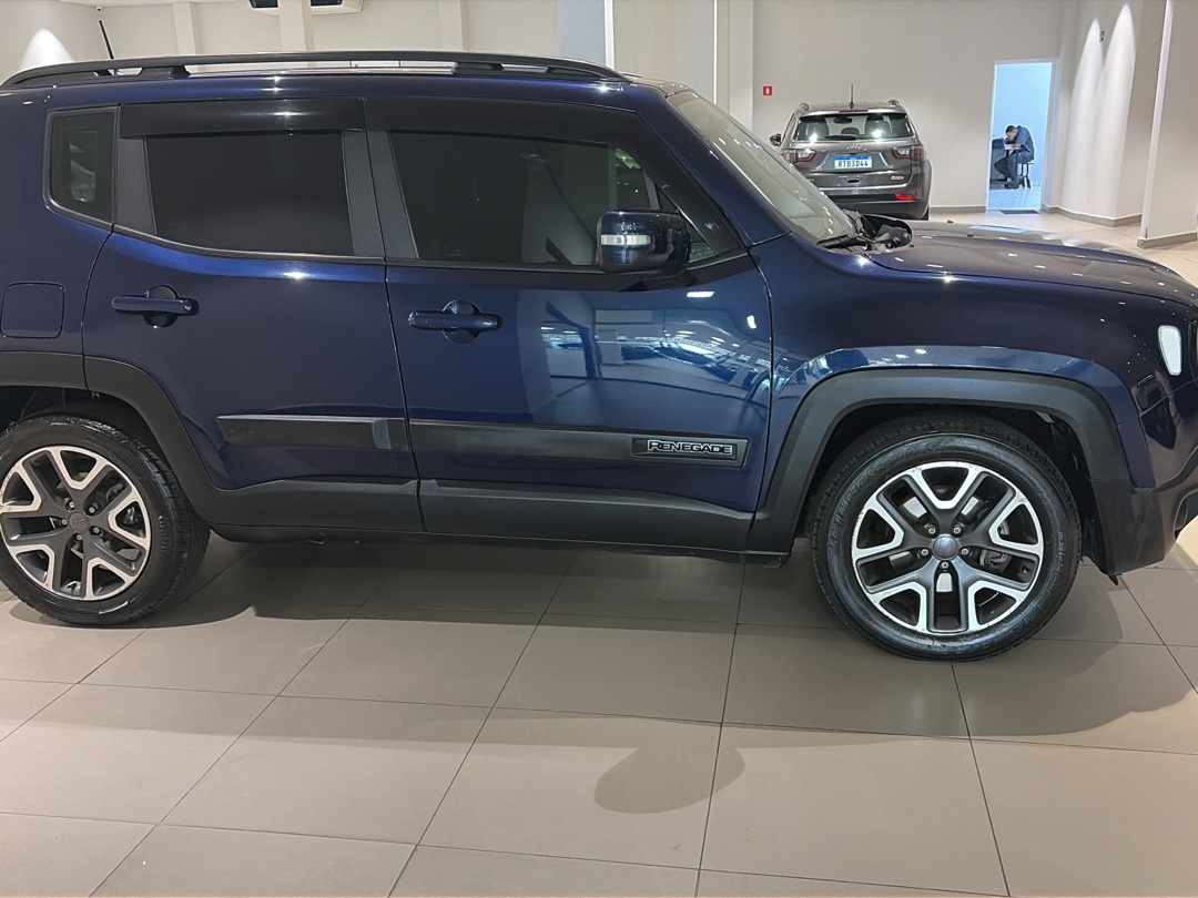 RENEGADE 1.8 16V FLEX LONGITUDE 4P AUTOMÁTICO4