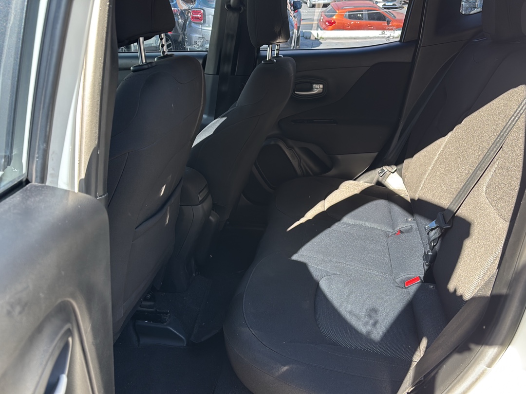 RENEGADE 1.8 16V FLEX 4P AUTOMÁTICO7