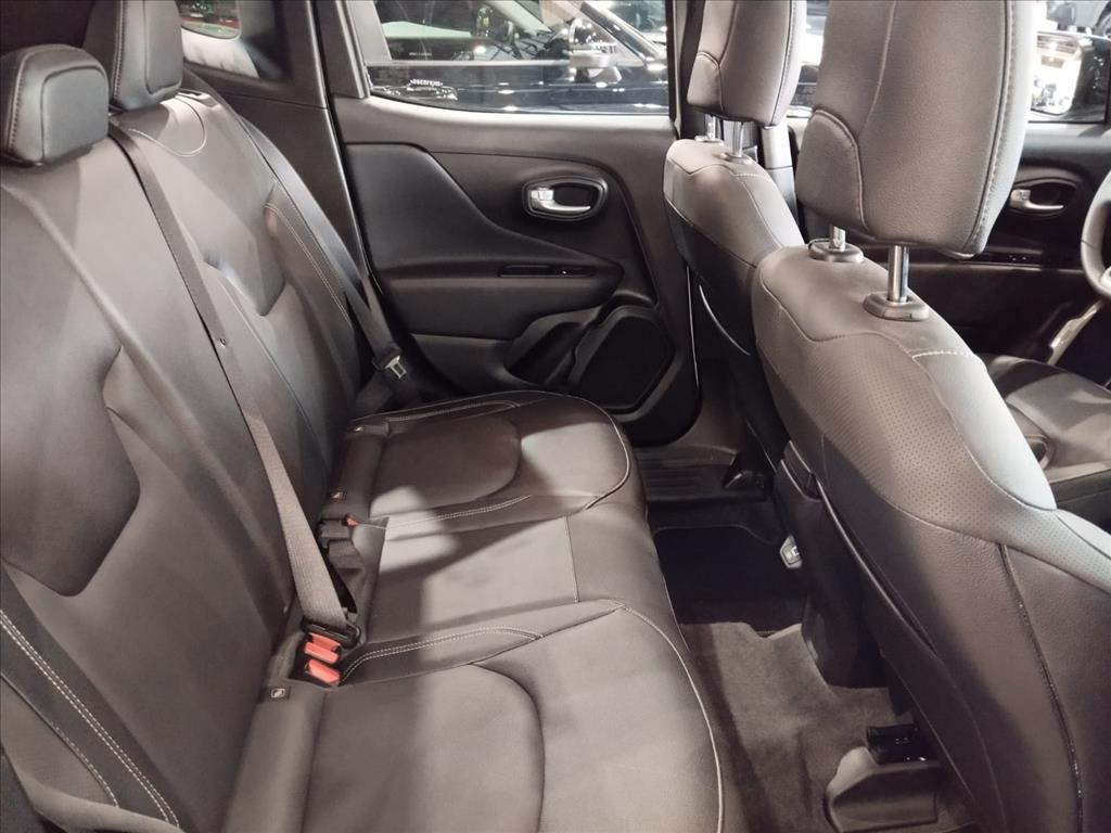 RENEGADE 1.3 T270 TURBO FLEX SAHARA AT615