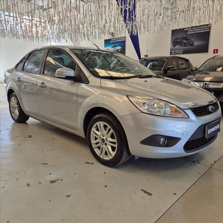 FOCUS 2.0 GLX SEDAN 16V FLEX 4P MANUAL FOCUS 2.0 GLX SEDAN 16V FLEX 4P MANUAL