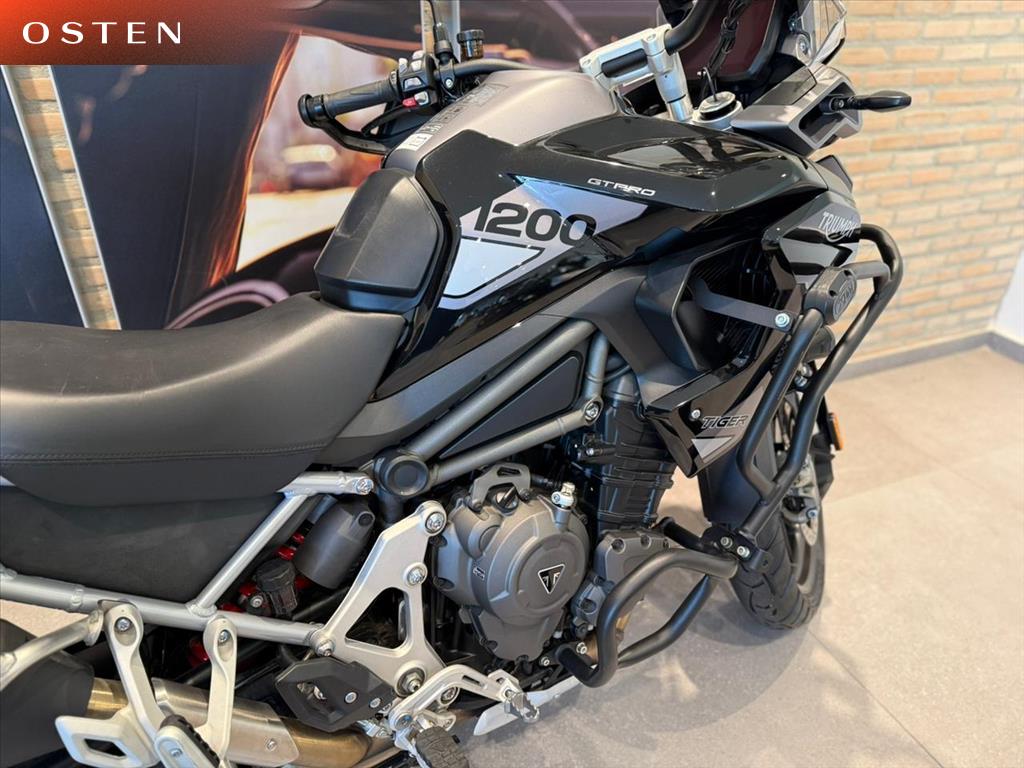 TRIUMPH-TIGER-1200 GT PRO