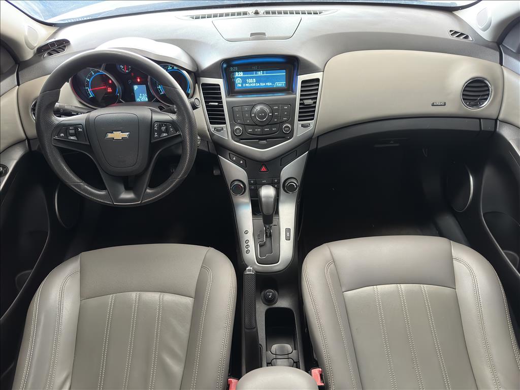 CRUZE 1.8 LT 16V FLEX 4P MANUAL7
