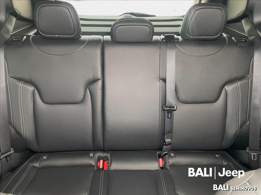 RENEGADE 1.3 T270 TURBO FLEX SAHARA AT619