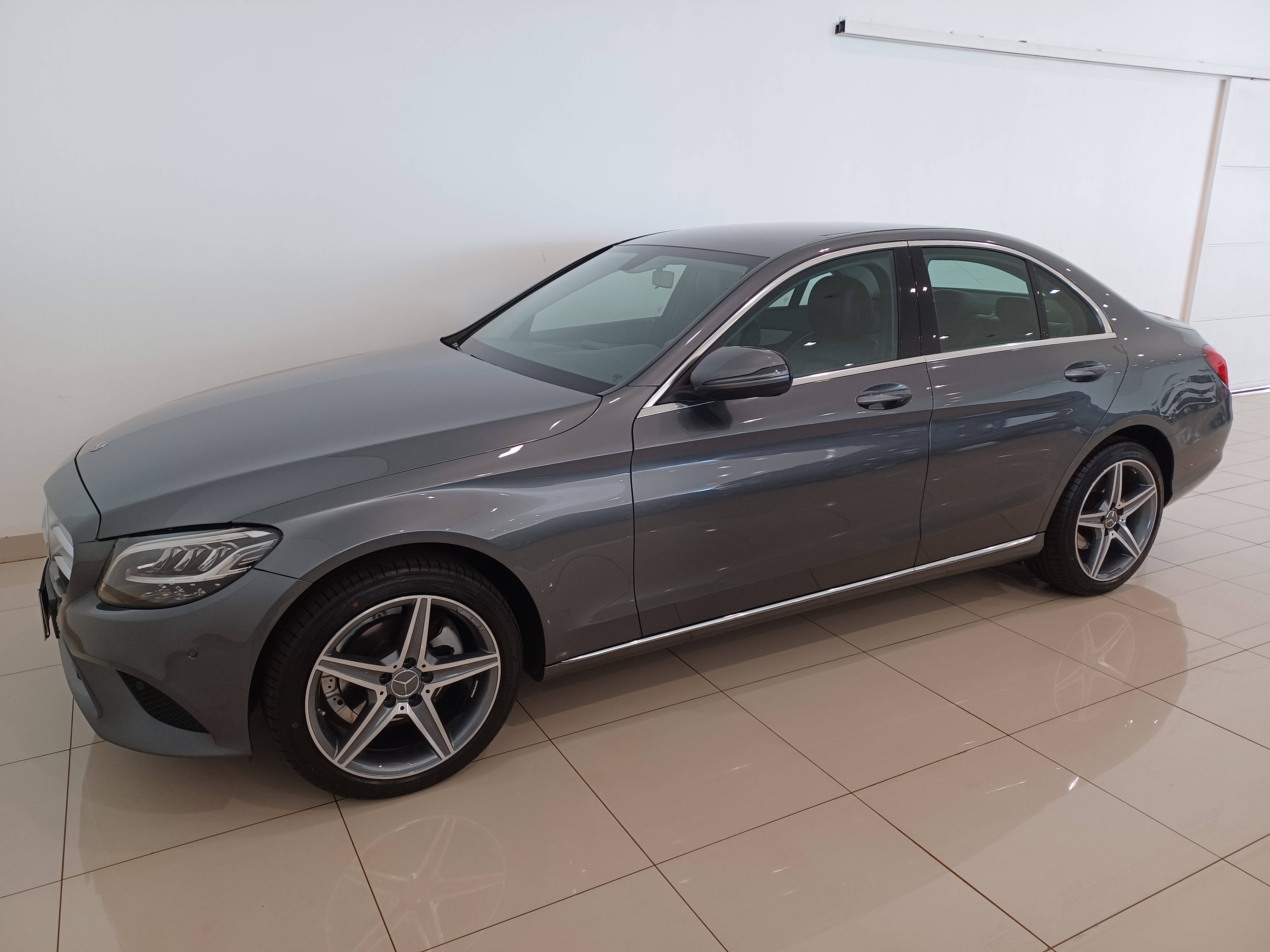 MERCEDES BENZ-C 180-1.6 CGI FLEX AVANTGARDE 9G-TRONIC