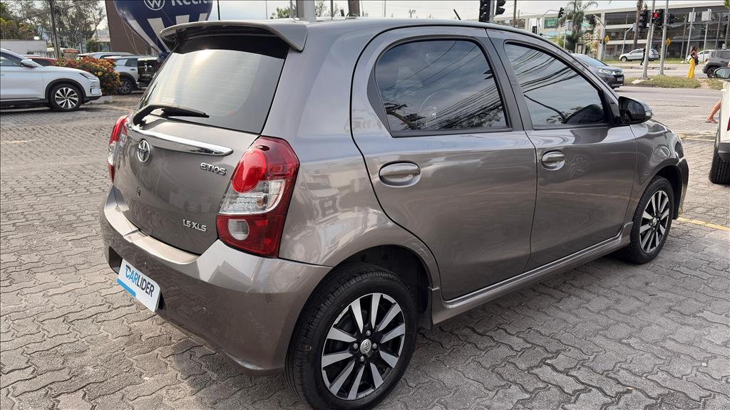ETIOS 1.5 XLS 16V FLEX 4P AUTOMÁTICO4