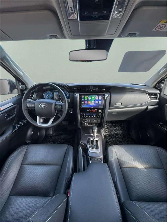 HILUX SW4 2.8 D-4D TURBO DIESEL SRX PLATINUM 7L 4X4 AUTOMÁTICO9