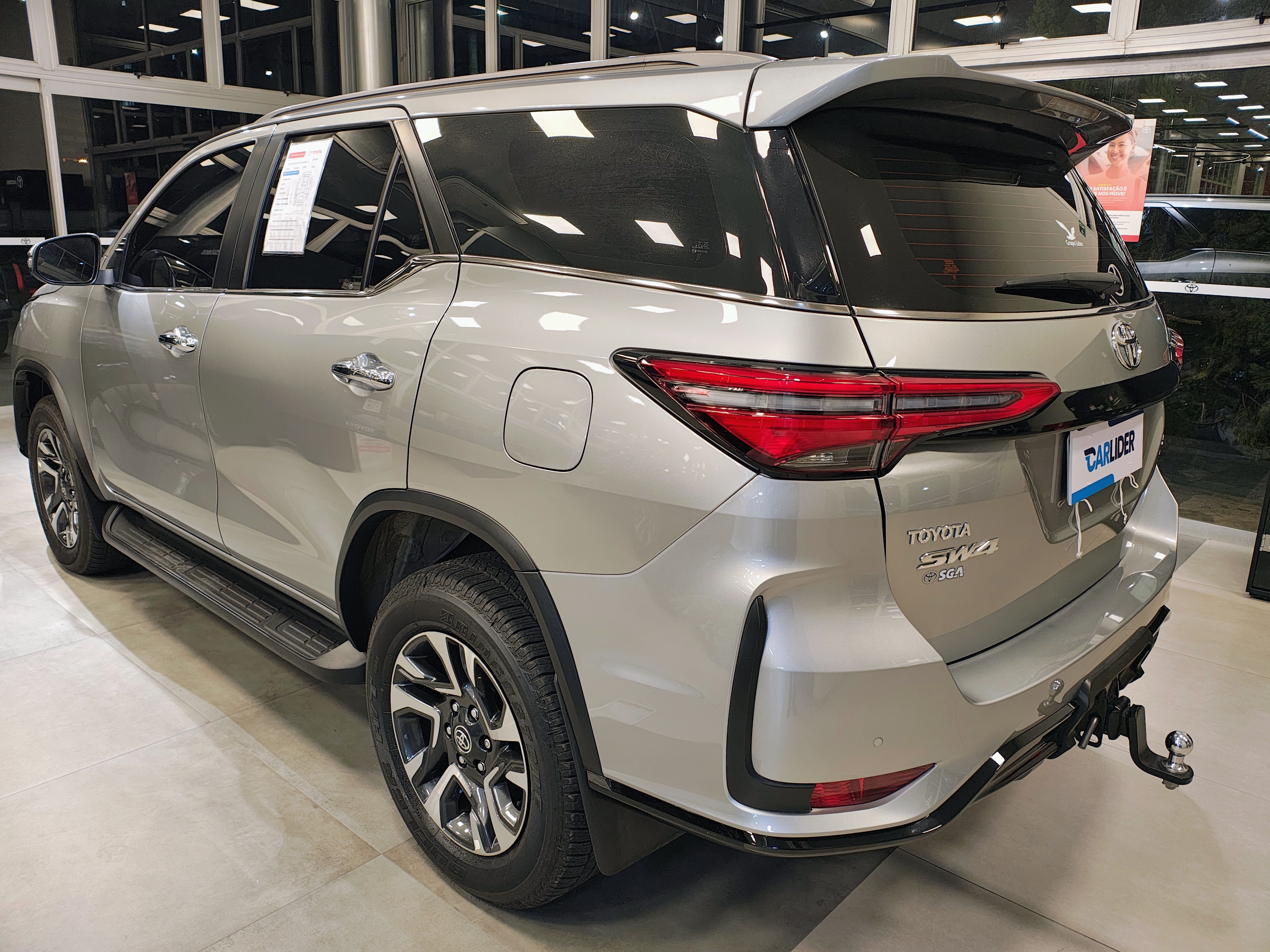 HILUX SW4 2.8 D-4D TURBO DIESEL SRX PLATINUM 7L 4X4 AUTOMÁTICO5