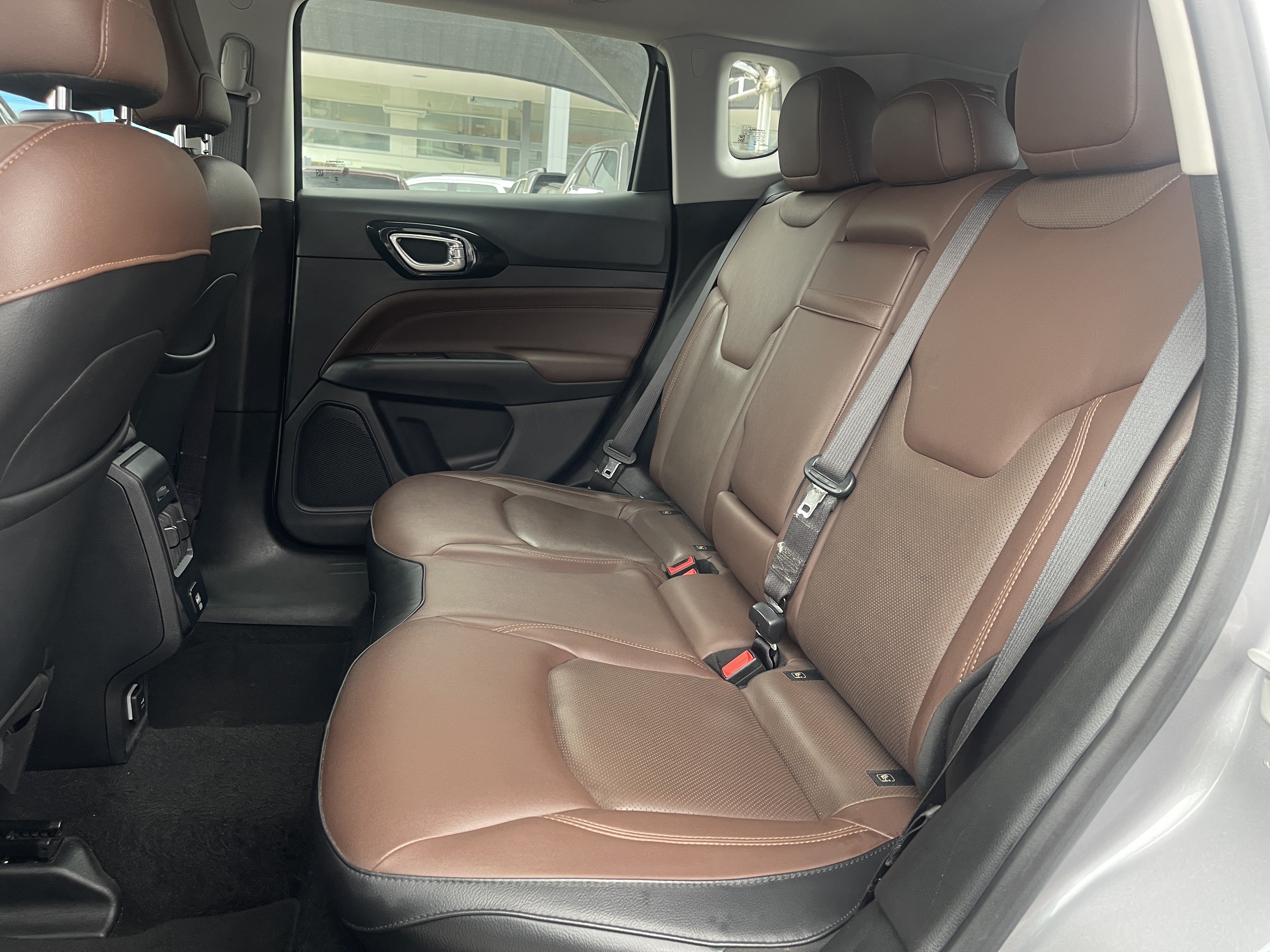 COMPASS 1.3 T270 TURBO FLEX LIMITED AT68