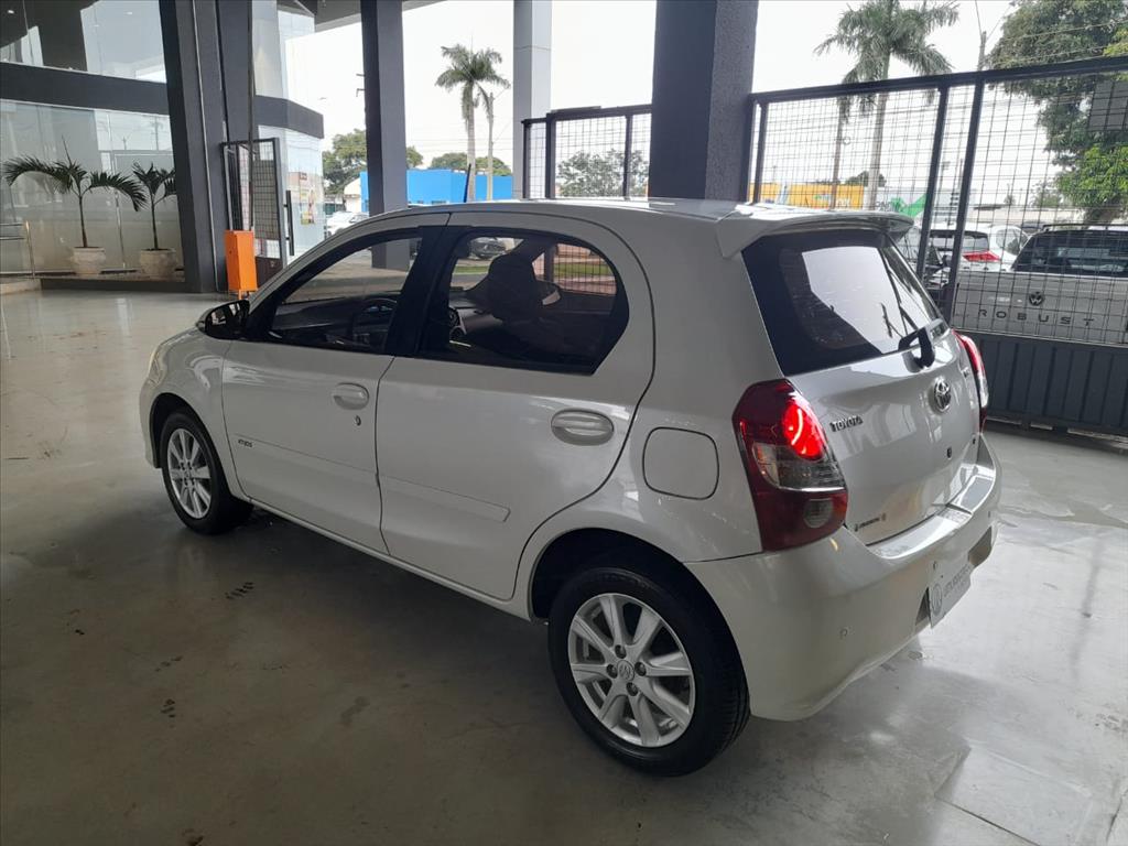 ETIOS 1.5 X PLUS 16V FLEX 4P AUTOMÁTICO5