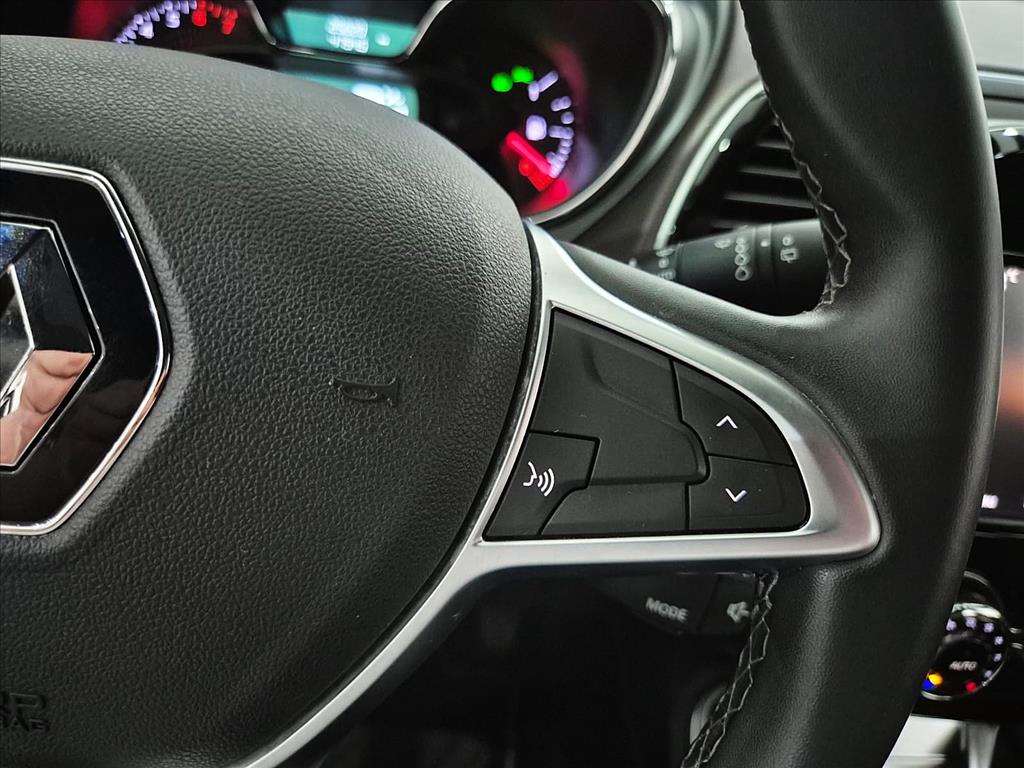 Renault-CAPTUR-1.3 TCE FLEX ICONIC X-TRONIC