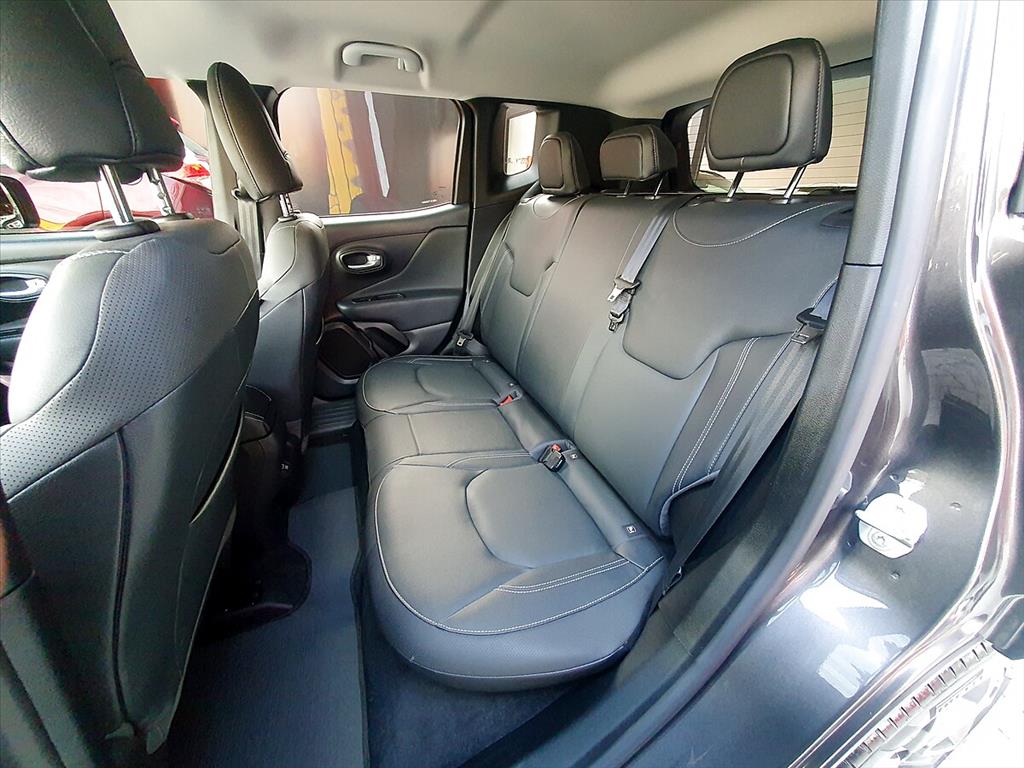 Jeep Renegade - 1.3 T270 TURBO FLEX LONGITUDE AT6
