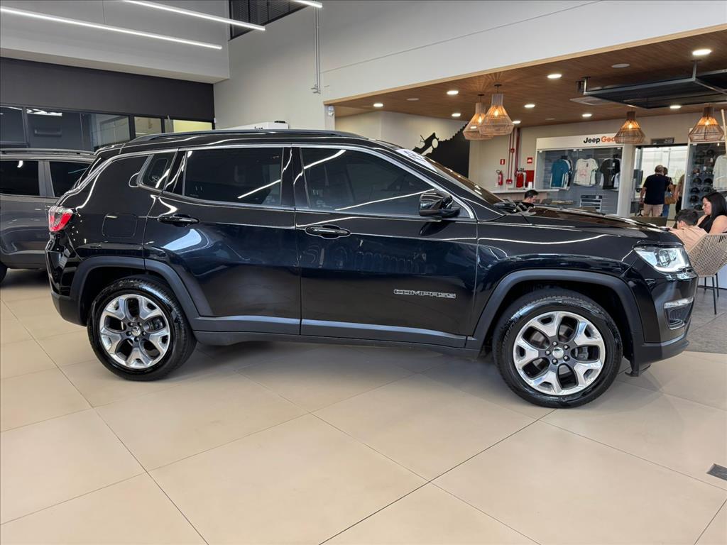 COMPASS 2.0 16V FLEX LONGITUDE AUTOMÁTICO3