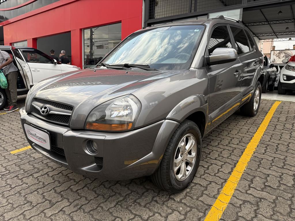 Hyundai Tucson - 2.0 MPFI GLS 16V 143CV 2WD FLEX 4P AUTOMÁTICO