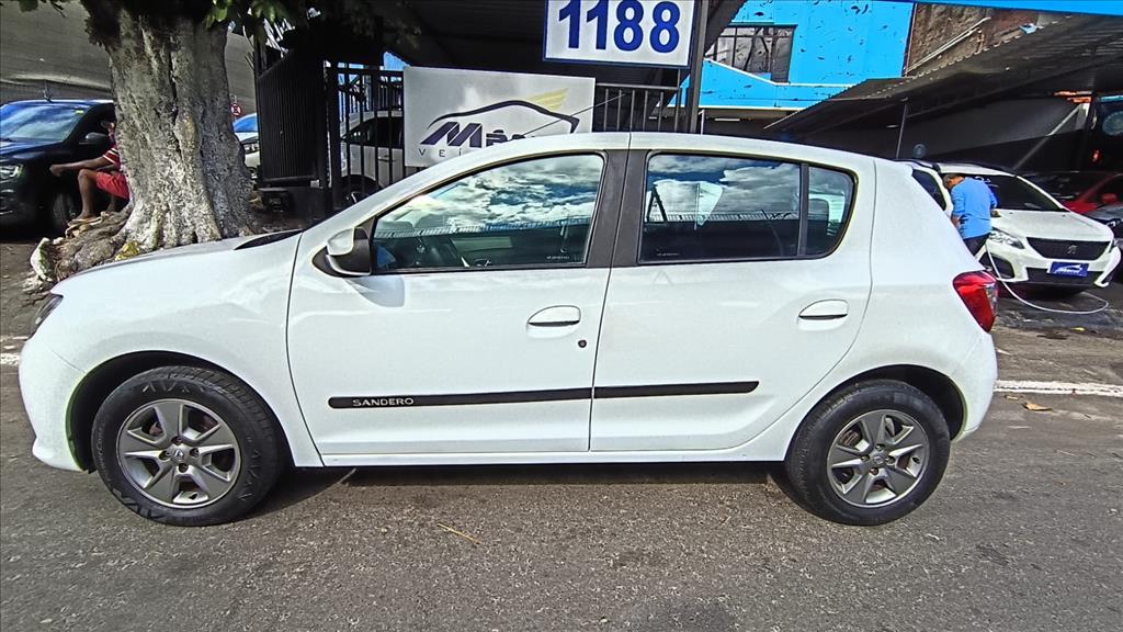 RENAULT SANDERO