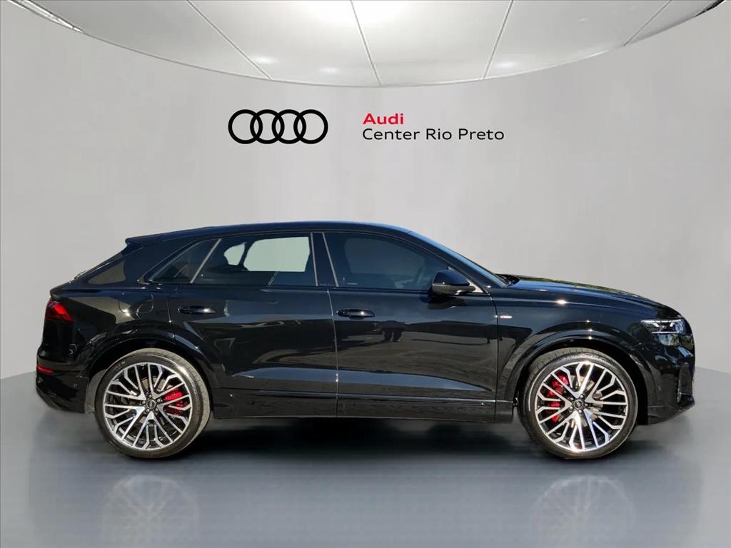 Audi-Q8-3.0 TFSI GASOLINA PERFORMANCE BLACK QUATTRO TIPTRONIC