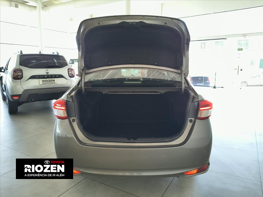 YARIS 1.5 16V FLEX SEDAN XLS MULTIDRIVE4