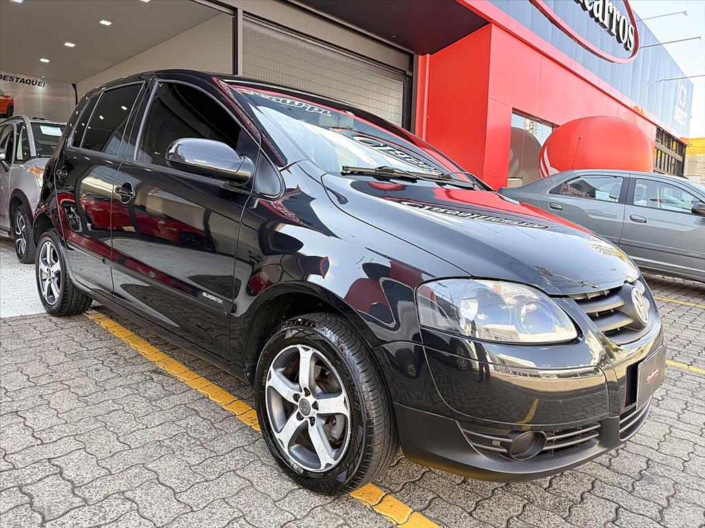 Volkswagen Fox - 1.0 MI BLACKFOX 8V FLEX 4P MANUAL