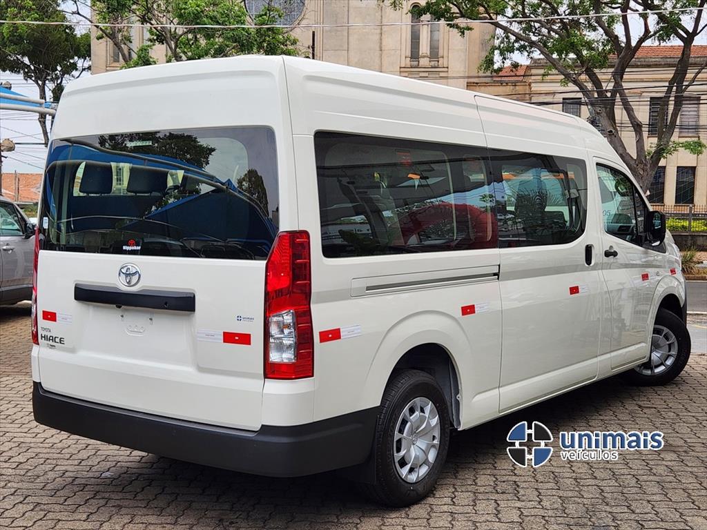 TOYOTA HIACE 2.8 D-4D TURBO DIESEL MINIBUS 15+1 DX AUTOMÁTICO — foto 7