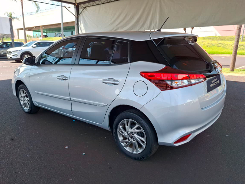 YARIS 1.5 16V FLEX XS CONNECT MULTIDRIVE6