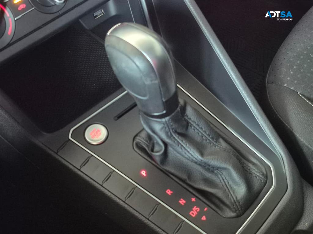 VOLKSWAGEN POLO 1.0 200 TSI COMFORTLINE AUTOMÁTICO