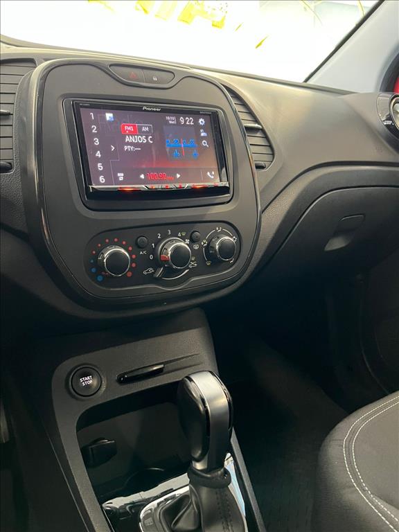 CAPTUR 1.6 16V SCE FLEX LIFE X-TRONIC CAPTUR 1.6 16V SCE FLEX LIFE X-TRONIC