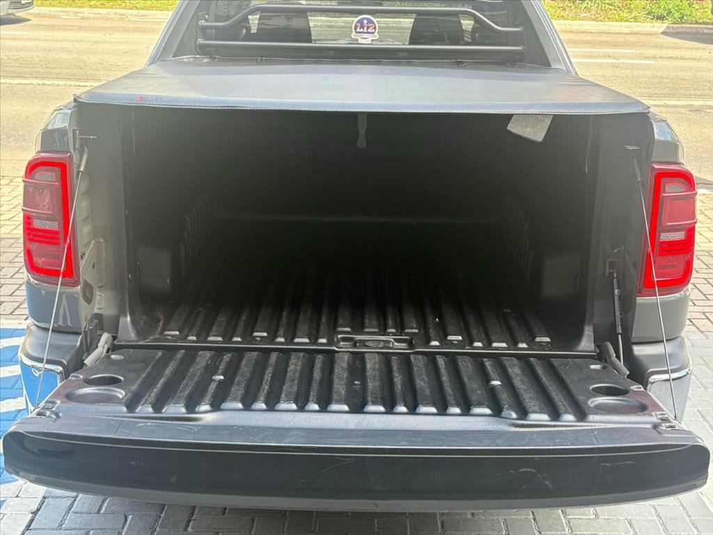 RAMPAGE 2.0 TURBO DIESEL LARAMIE 4X4 AUTOMÁTICO18