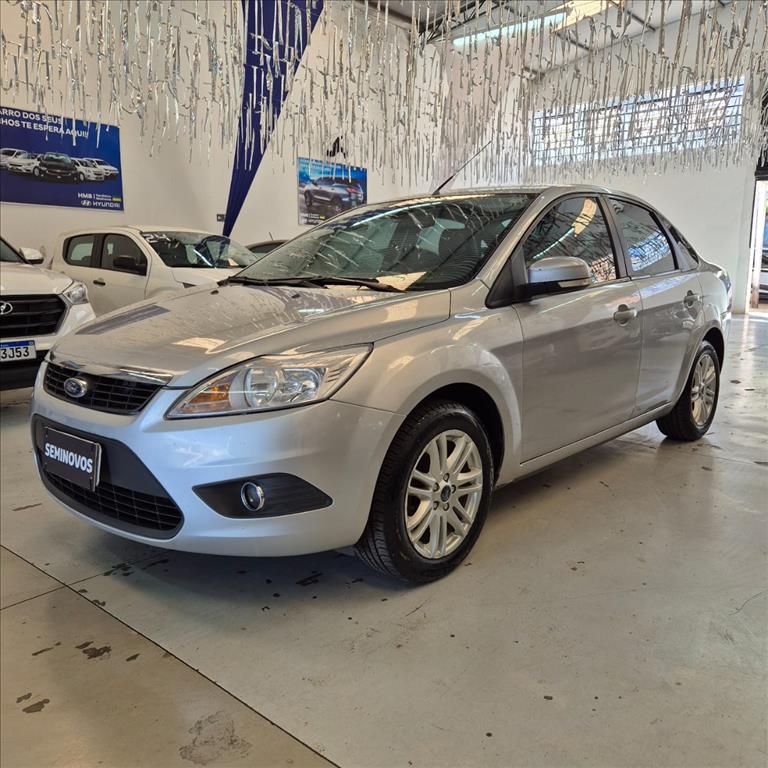 FOCUS 2.0 GLX SEDAN 16V FLEX 4P MANUAL