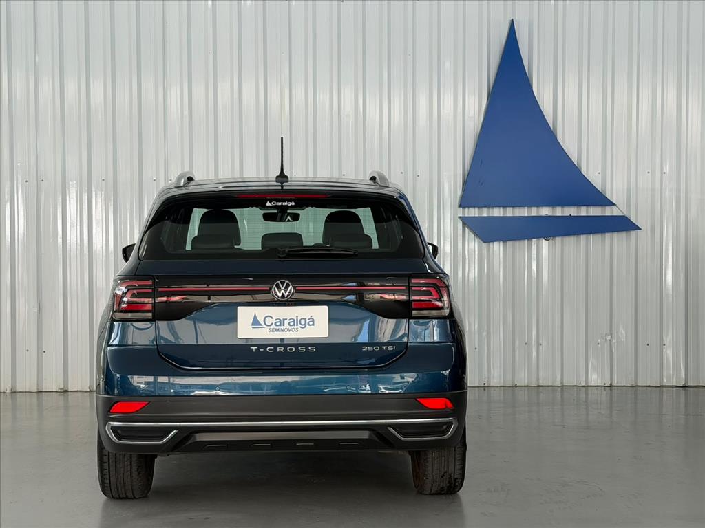 T-CROSS 1.4 250 TSI TOTAL FLEX HIGHLINE AUTOMÁTICO3