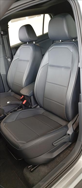 YARIS 1.5 16V FLEX SEDAN XL LIVE MULTIDRIVE8