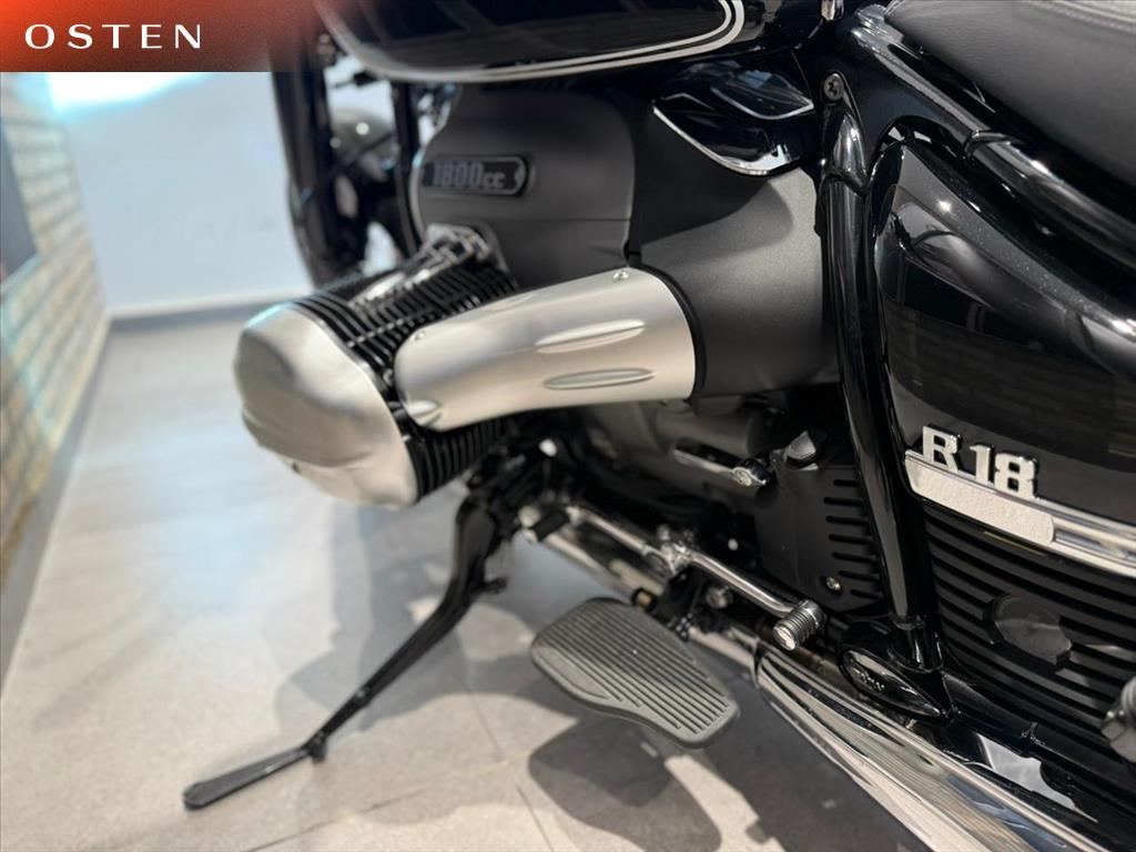 BMW Motorrad-R-18