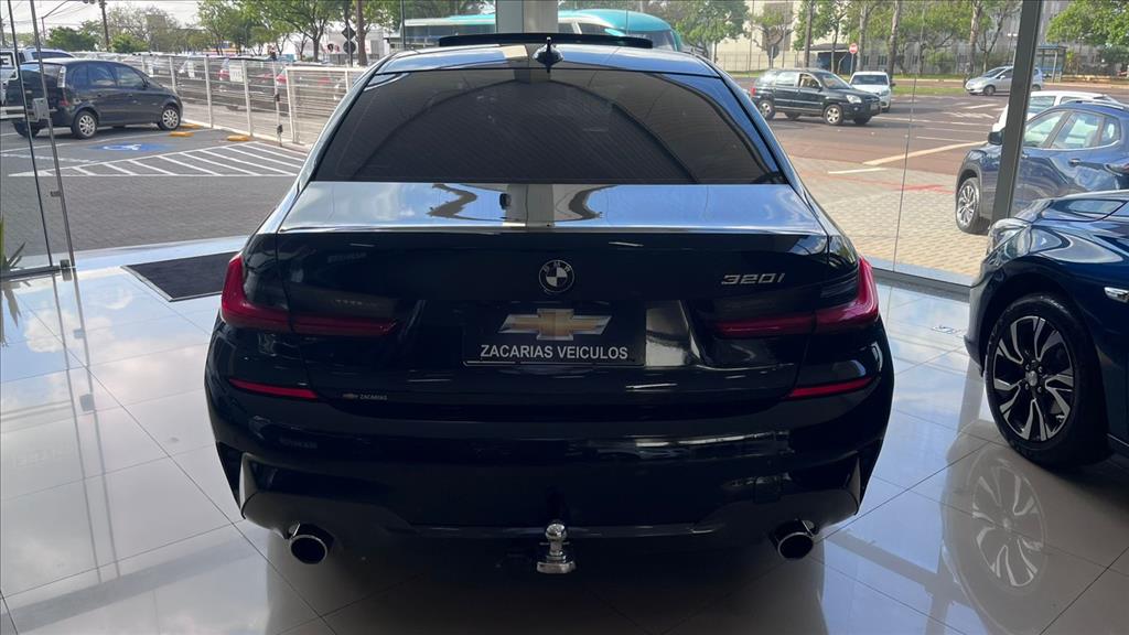 320i 2.0 16V TURBO GASOLINA M SPORT AUTOMÁTICO