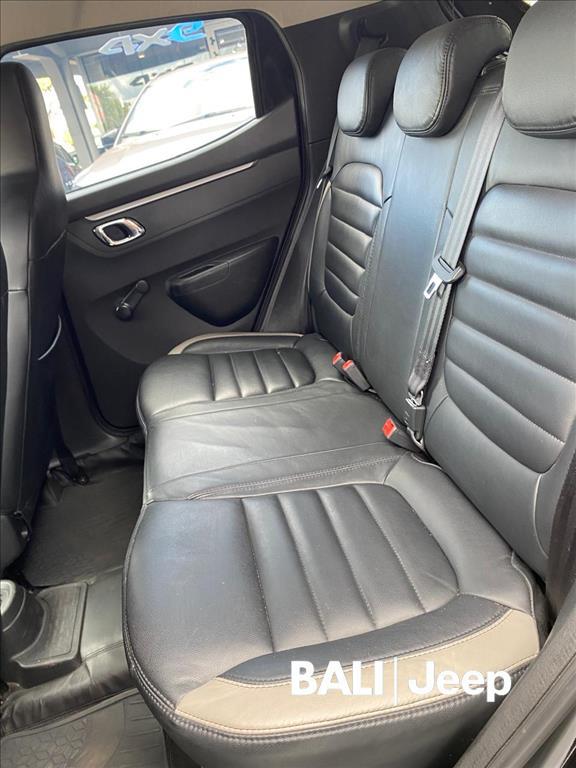 KWID 1.0 12V SCE FLEX OUTSIDER MANUAL