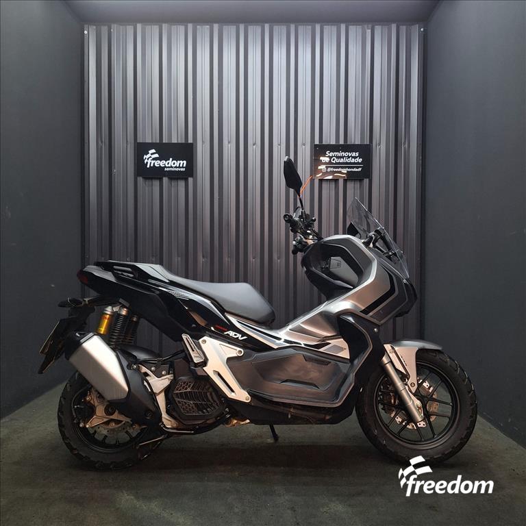 Moto HONDA do modelo ADV ADV 2023/2023