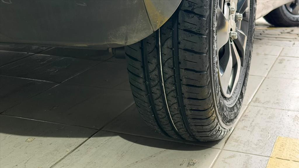 ONIX 1.0 MPFI LT 8V FLEX 4P MANUAL12