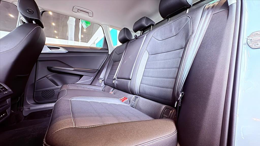 TAOS 1.4 250 TSI TOTAL FLEX HIGHLINE AUTOMÁTICO11