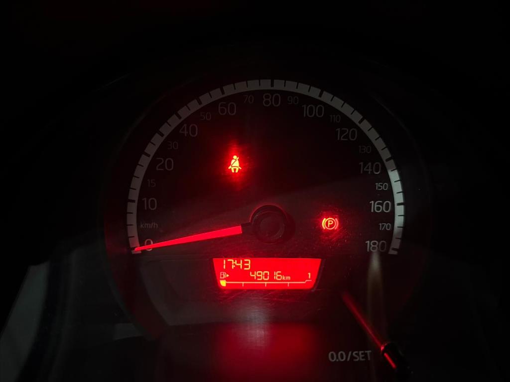 VW - Volkswagen-UP-1.0 MPI TAKE UP 12V FLEX 4P MANUAL