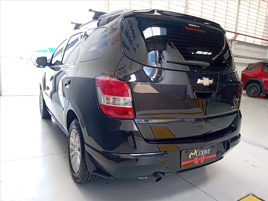 SPIN 1.8 LT 8V FLEX 4P AUTOMÁTICO3