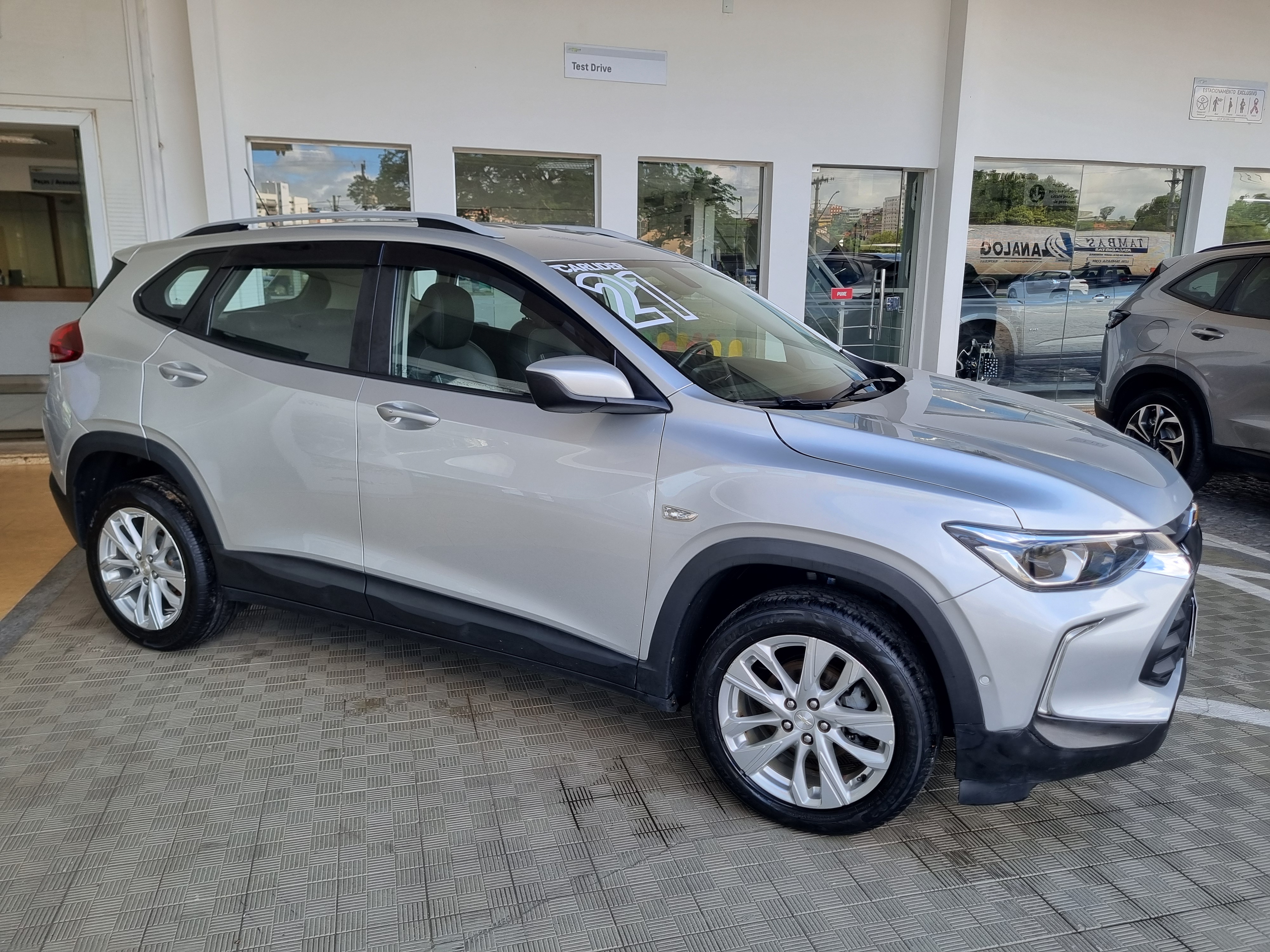 TRACKER 1.0 TURBO FLEX LTZ AUTOMÁTICO4