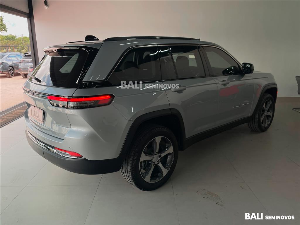 GRAND CHEROKEE 2.0 TURBO HÍBRIDO 4XE AT83