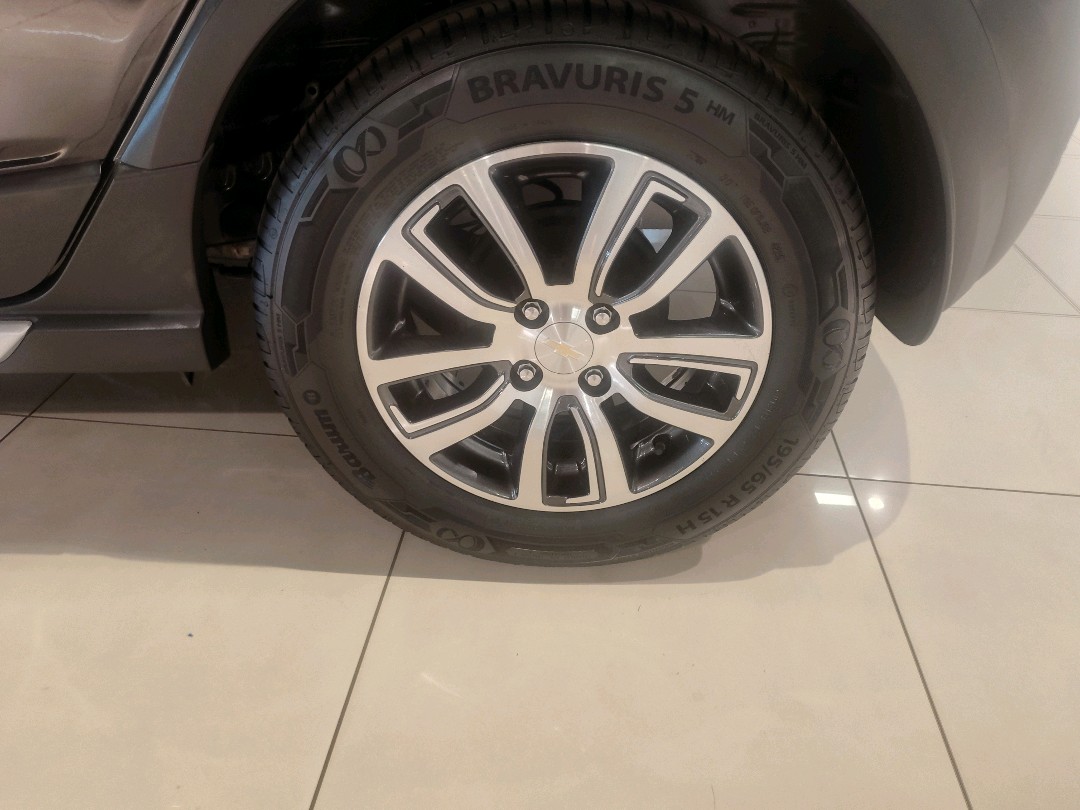 Chevrolet Onix 1.4 Mpfi Activ 8V Flex 4P Manual - foto 2