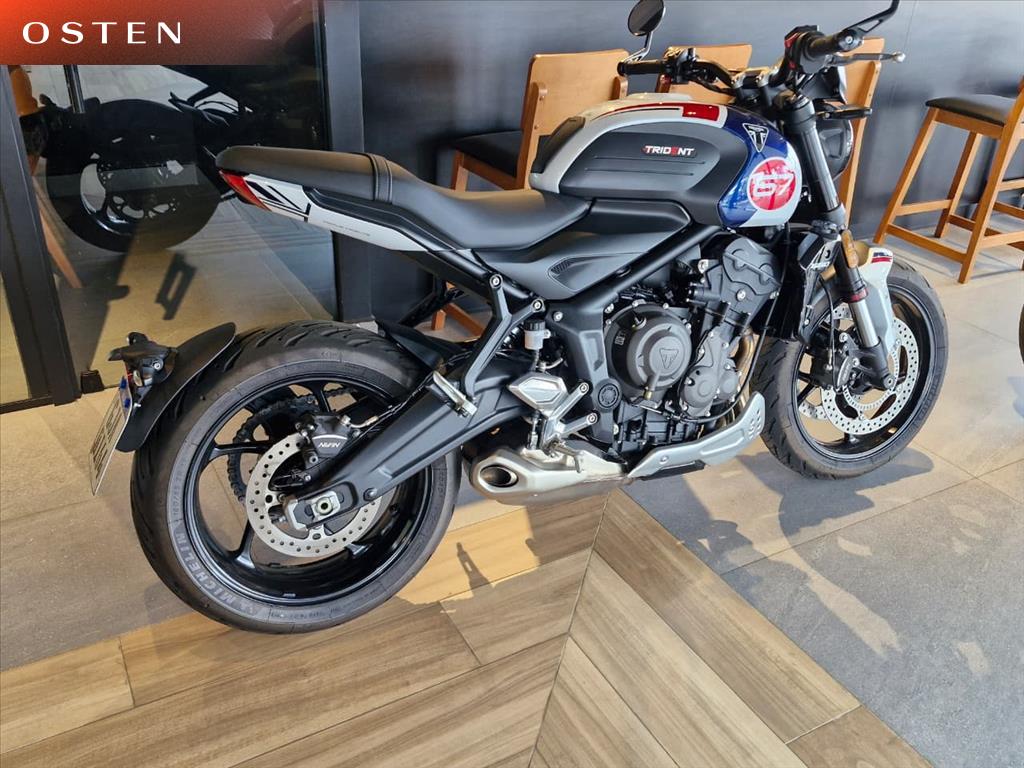TRIUMPH-TRIDENT-660 TRIPLE TRIBUTE EDITION