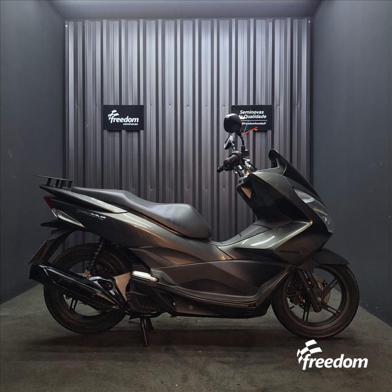 Moto HONDA do modelo PCX PCX 2017/2017